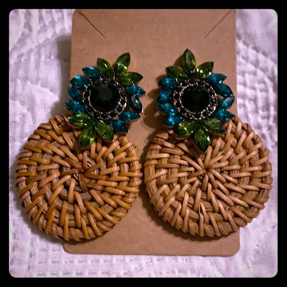 Beautiful Costume maid earrings